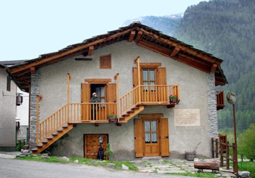 Villa Agriturismo Il Mulino Delle Fucine Casteldelfino Exterior foto